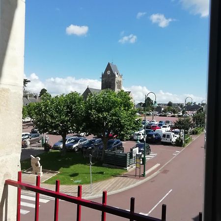 Gite Le Jour J Sainte-Mere-Eglise Luaran gambar